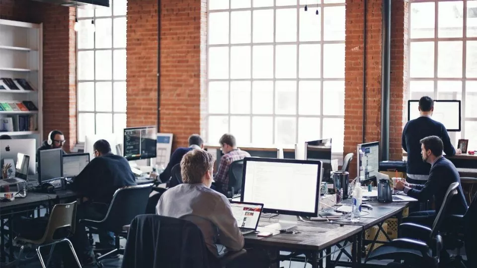 Как выбрать веб-студию в Урюпинске по кейсам