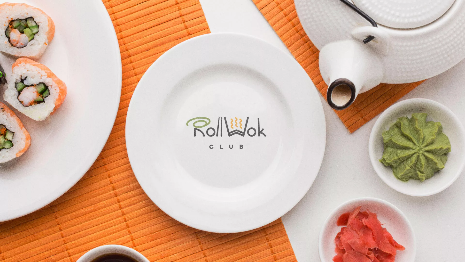 Разработка логотипа и фирменного стиля в Урюпинске для суши-бара «Roll Wok Club» Разработка логотипа и фирменного стиля в Урюпинске для суши-бара «Roll Wok Club»